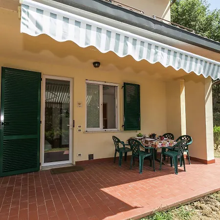 Casa vacanze Rocca 1 *